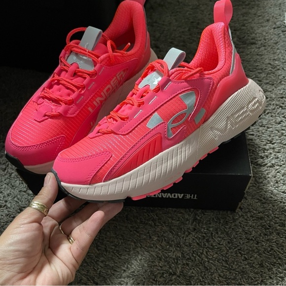 Under Armour
Unisex UA HOVR™ Mega 2 MVMNT Unisex Athletic Shoes Sz W9.5/M8 - Picture 7 of 8